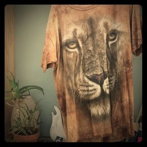 Giant MUFASA lion T